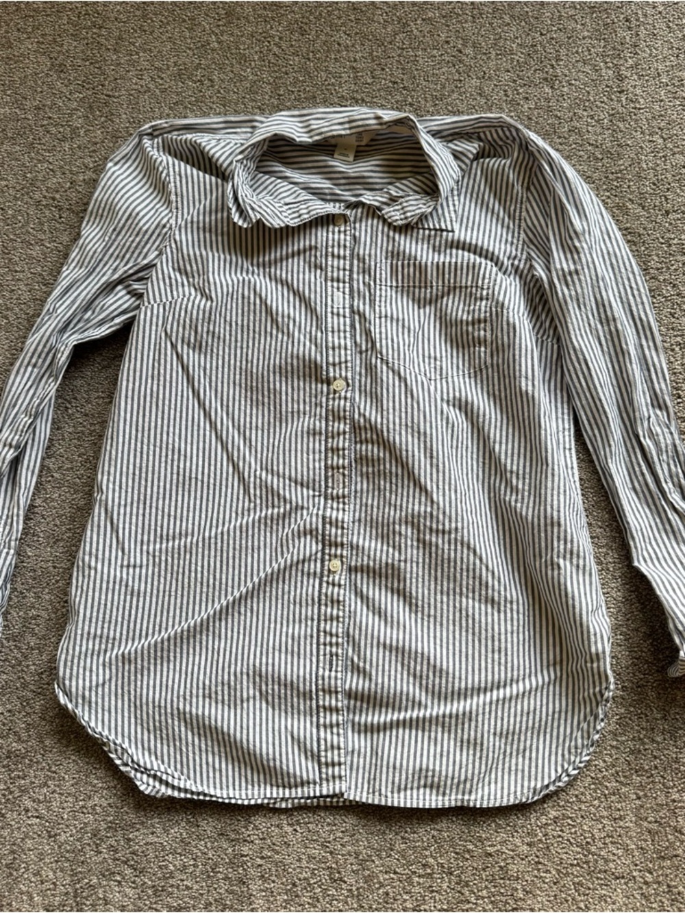 100% Cotton Old Navy Button Down Long Sleeve Shirts Lot of Three - Picture 3 of 13